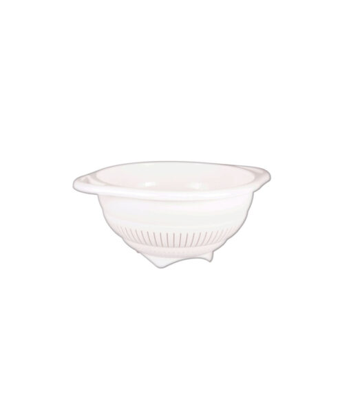 White plastic colander in size of 35cm x 31cm x 13cm